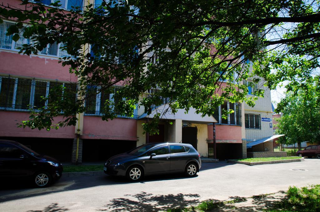 Babylon Apartment On Bukovinskaya Street Rivne Exterior photo